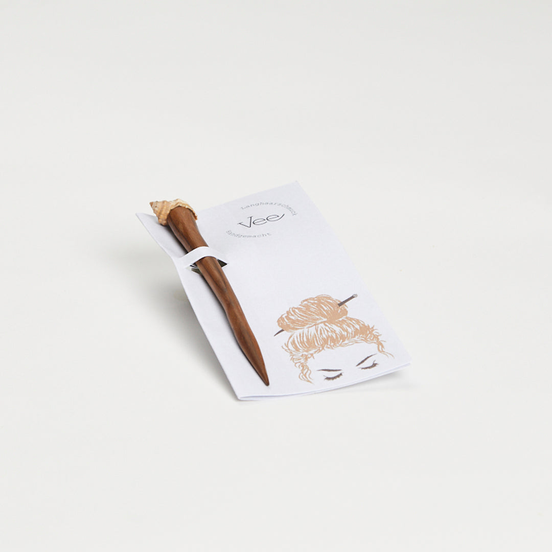 handgeschnitze Haarstäbe von VEE