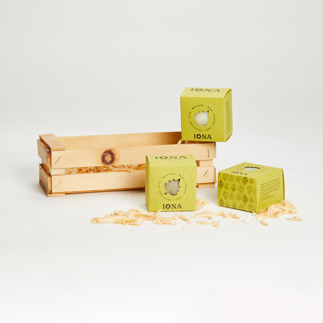 Zirbenholzkiste mit 3 Birkenseifen