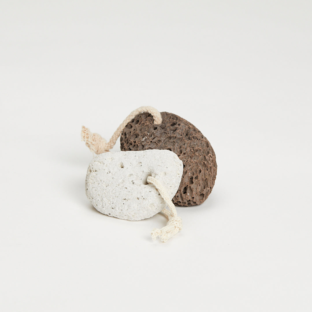 Natürlicher Bimsstein mit Kordel