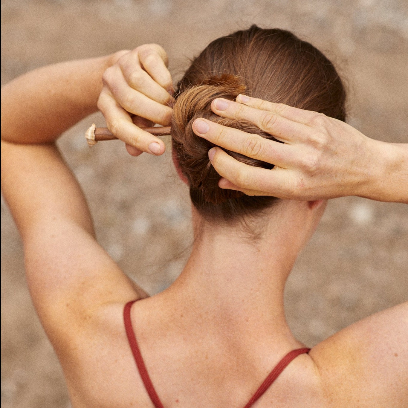 handgeschnitze Haarstäbe von VEE