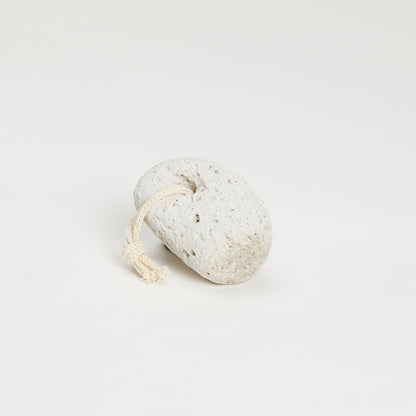 Natürlicher Bimsstein mit Kordel